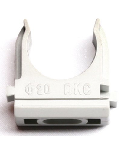 Держатель с защелкой, д.32 мм DKC 51032 в Якутске Держатели, клипсы, скобы Pintop.ru